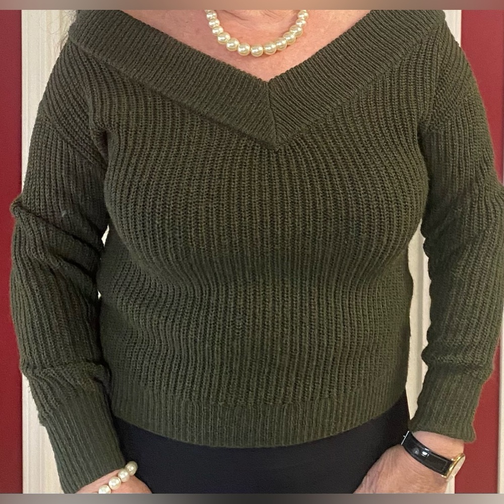 Only Women's Olive Green Pullover Knit Sweater - Picture 6 of 13